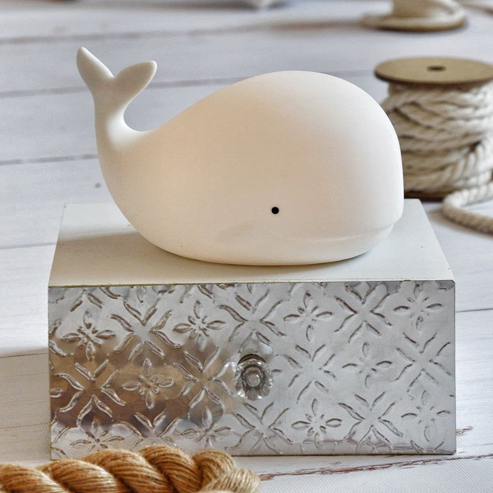 Φωτιστικό Νυκτός με τηλεχειριστήριο "Λευκή φάλαινα"