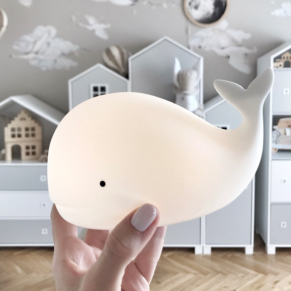 Φωτιστικό Νυκτός με τηλεχειριστήριο "Λευκή φάλαινα"